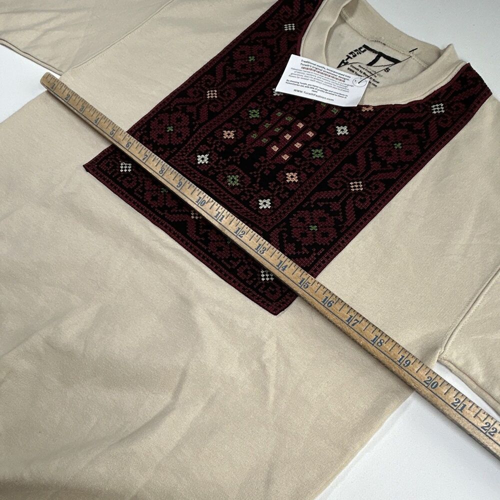 NWT Turath Palestinian Tatreez Embroidered Fleece Crewneck Pullover Sweatshirt S - Picture 6 of 8